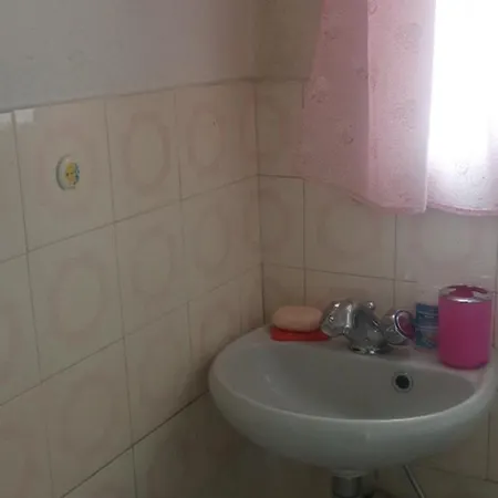 Vicky's House